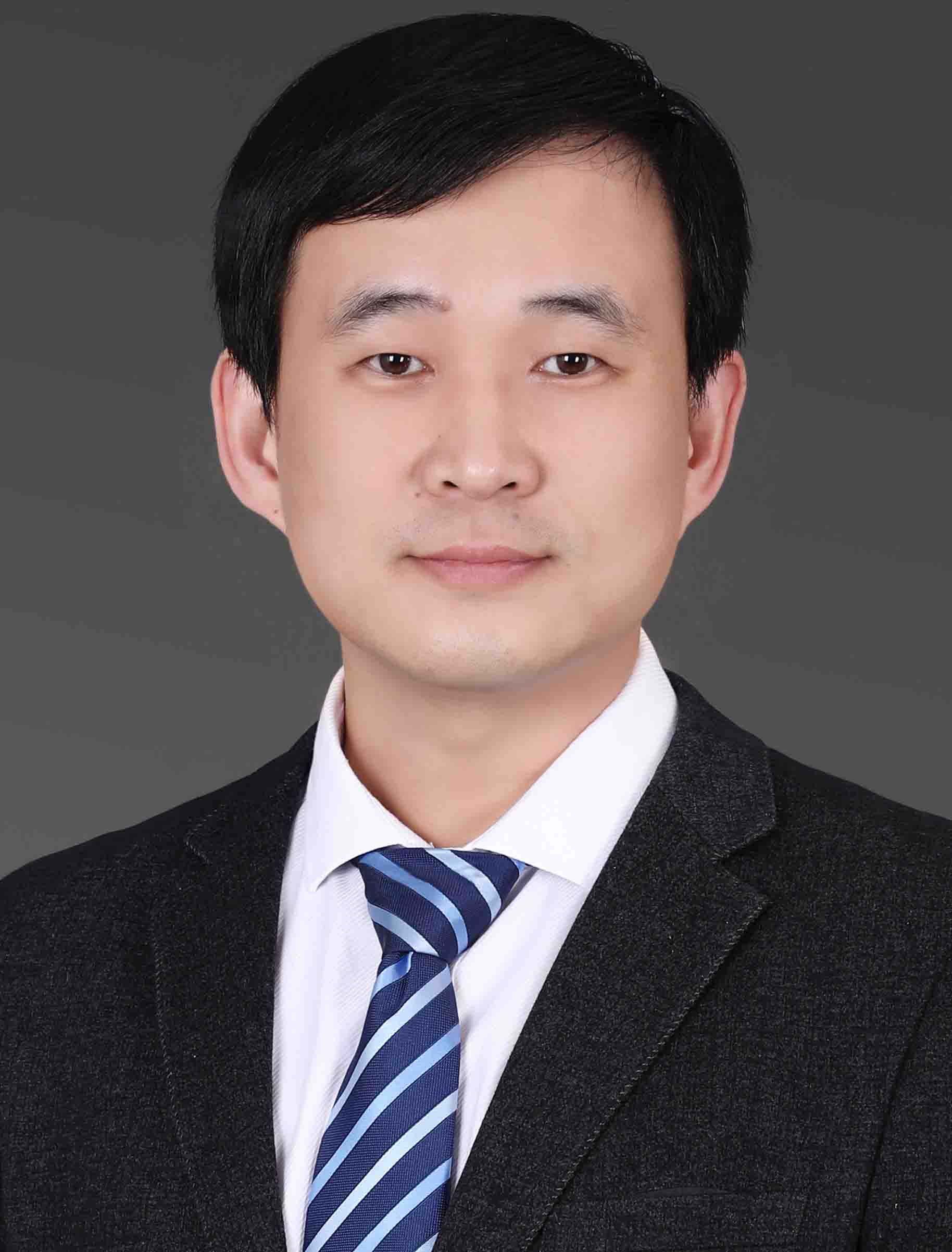 Prof. Daxin Tian